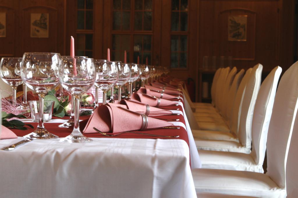 Hotel Zur Krone Ronneburg  Dış mekan fotoğraf