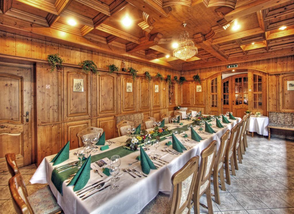 Hotel Zur Krone Ronneburg  Dış mekan fotoğraf